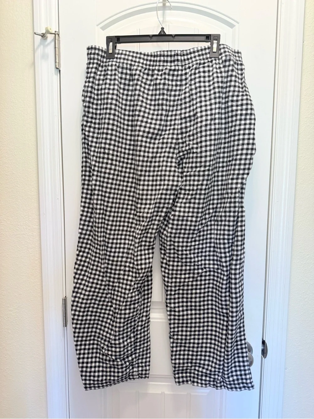 Black and White Gingham women’s pajama Pants - Picture 2 of 3